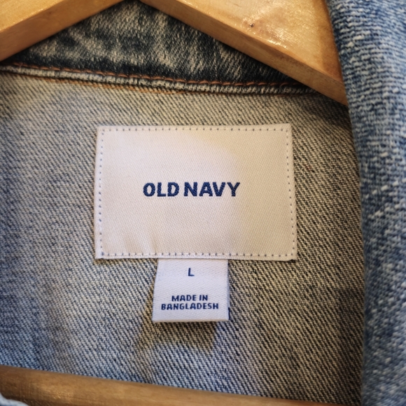 NOT YOUR TYPICAL CHARMING OLD NAVY DENIM...BUT UPCYCLED. SIZE L - Picture 12 of 16